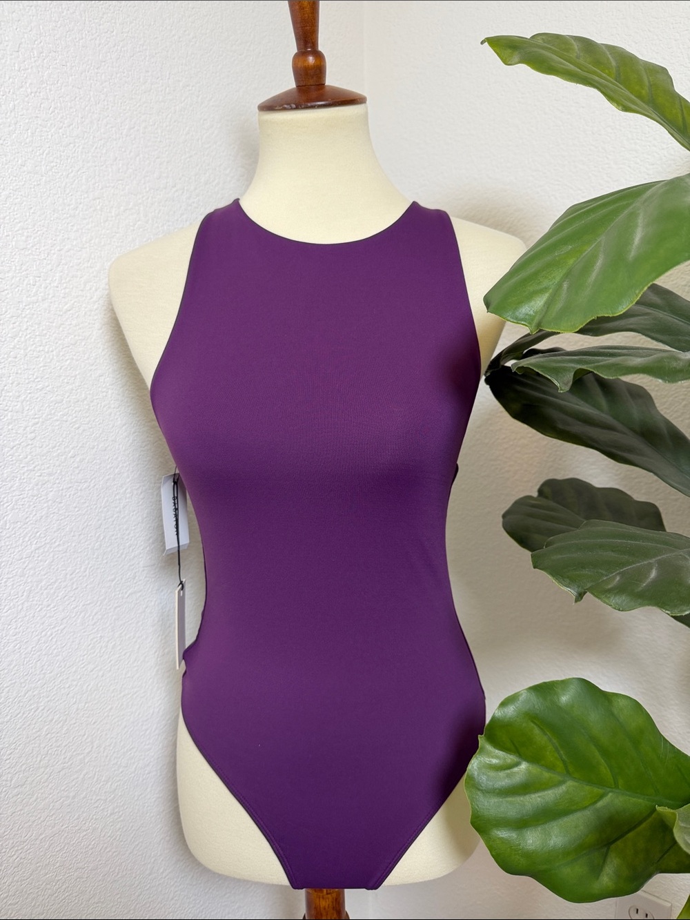 NWT Aritzia Babaton Women’s High-Neck Purple Bodysuit